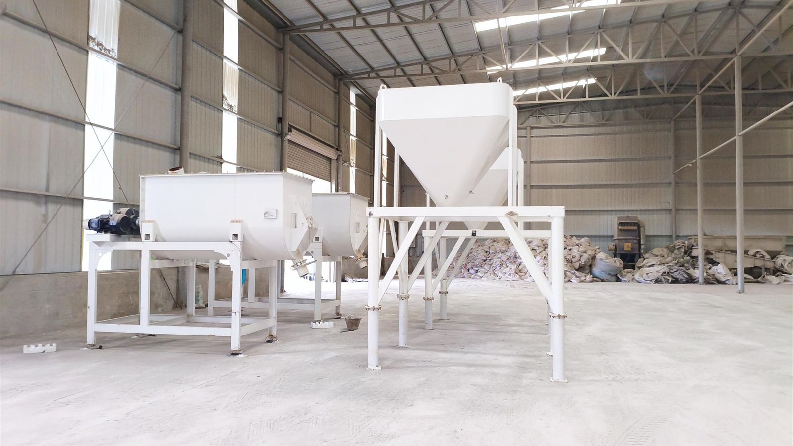 Small dry mortar production line